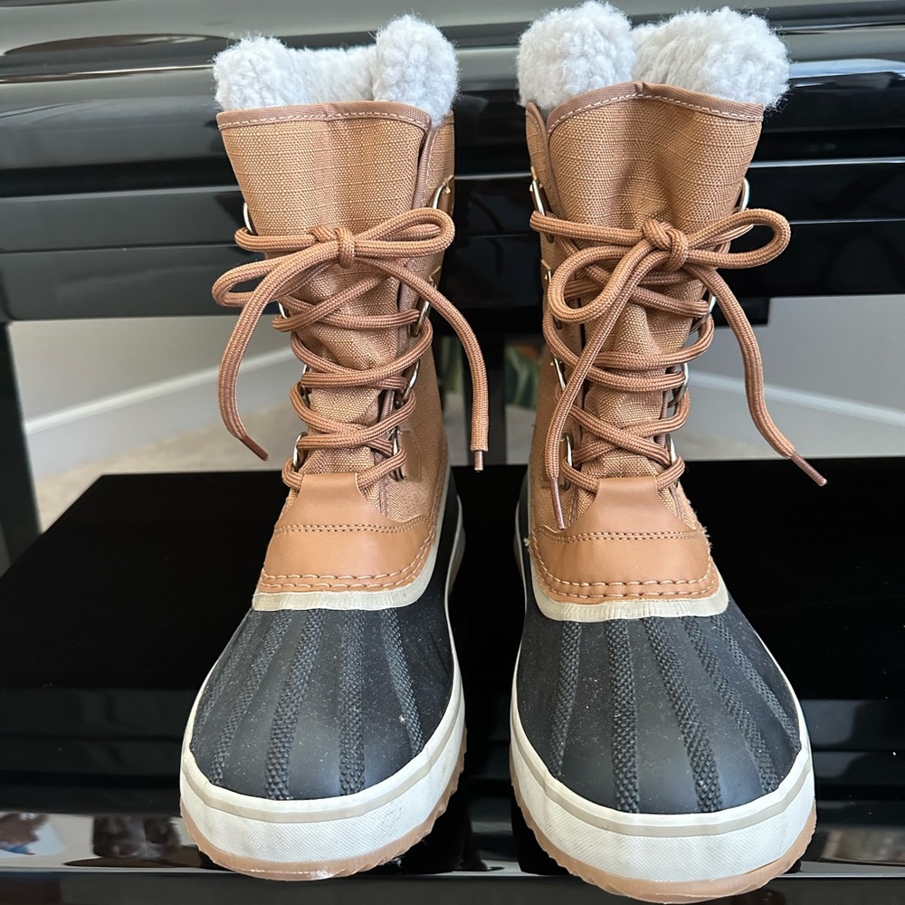Sorel men’s caribou snow boots